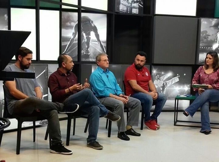 David Stival no TVE Esportes 31/07/2017 05 de junho de 2017 David Stival, integrante do MGV e conselheiro do Grêmio, participa do programa TVE Esportes, da TVE RS.