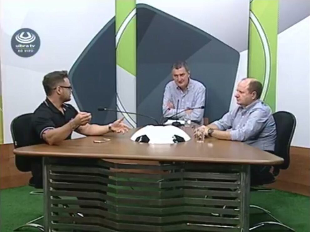Marcos Chitolina no Preliminar 31/10/2017 31 de outubro de 2017 Marcos Chitolina, integrante do MGV, conselheiro do Grêmio e ex-diretor de futebol, participa do programa Preliminar, da Ulbra TV.