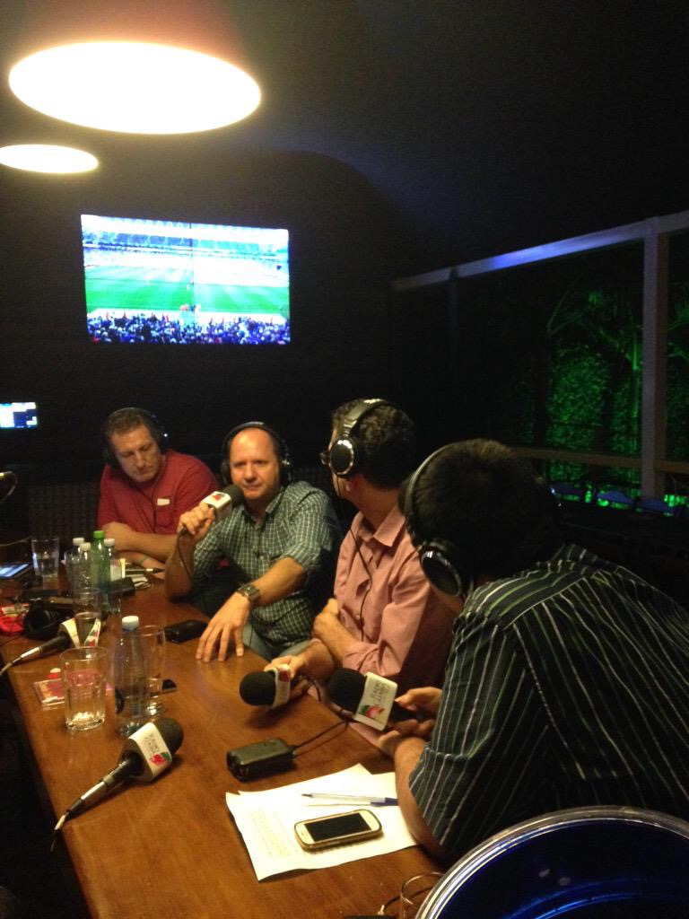 Marcos Chitolina na Rádio Guaíba 25/4/2015 25 de abril de 2015 Conselheiro e integrante do MGV, Marcos Chitolina, participa de programa especial da Rádio Guaíba, no The Soccer Point, sobre o clássico 