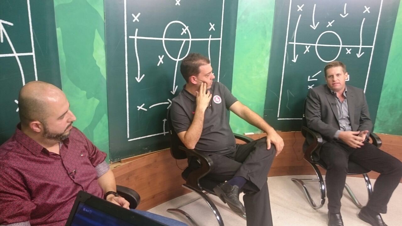 Thiago Brunetto no Cadeira Cativa 23/02/2017 23 de fevereiro de 2017 Thiago Brunetto, um dos coordenadores do MGV e conselheiro do Grêmio, participa do programa Cadeira Cativa, da Ulbra TV.